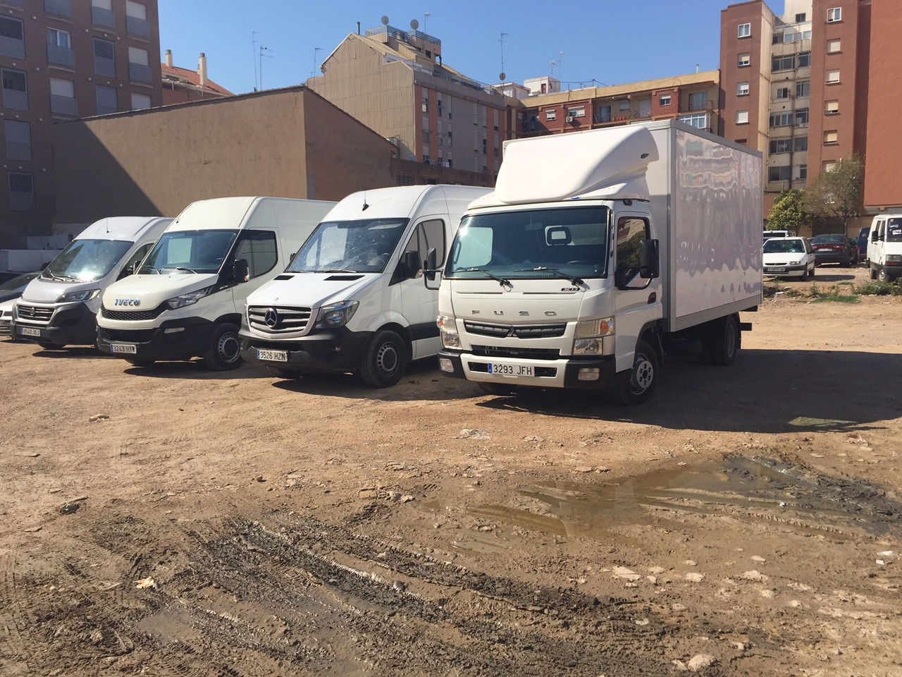 Camiones aparcados Valencia
